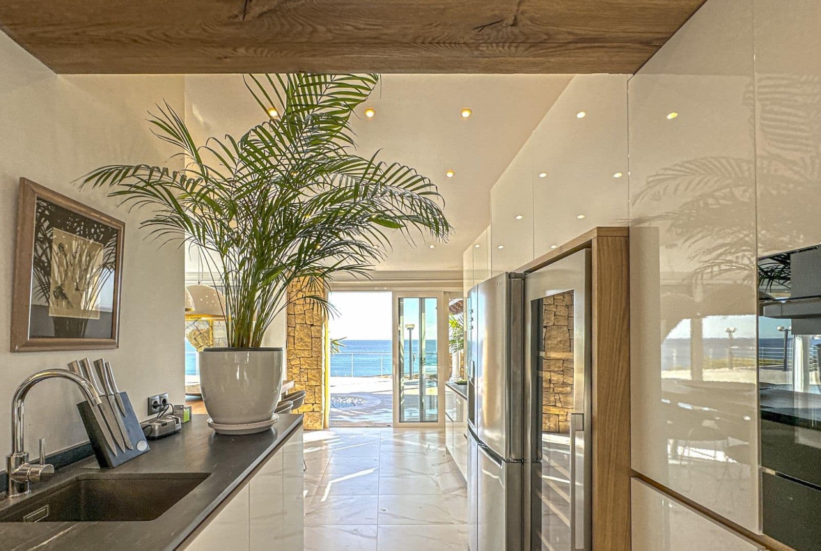 4 bedroom Villa for sale in Benissa with pool garage - € 2,490,000 (Ref: 9127982)