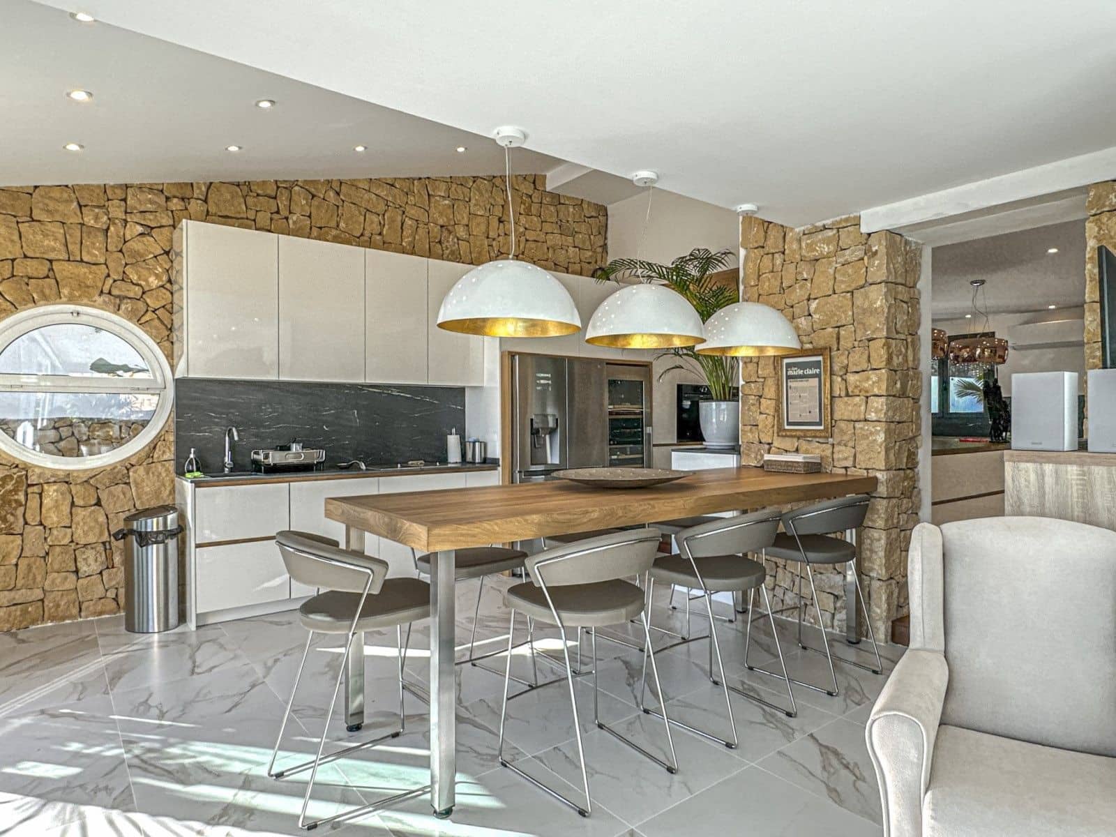 4 bedroom Villa for sale in Benissa with pool garage - € 2,490,000 (Ref: 9127982)