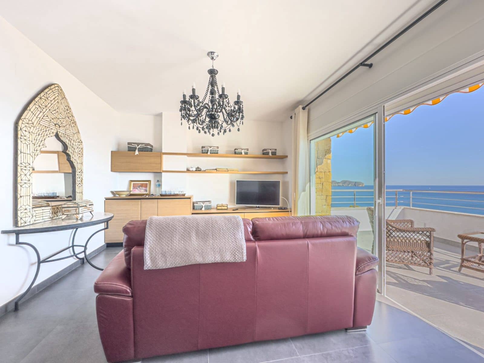 4 bedroom Villa for sale in Benissa with pool garage - € 2,490,000 (Ref: 9127982)