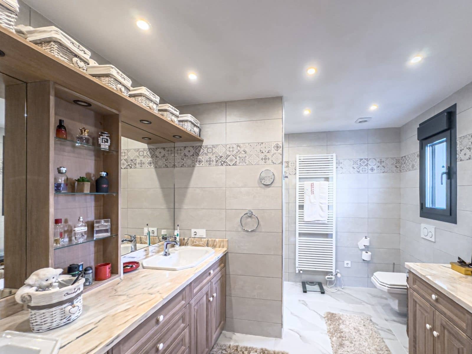 4 bedroom Villa for sale in Benissa with pool garage - € 2,490,000 (Ref: 9127982)