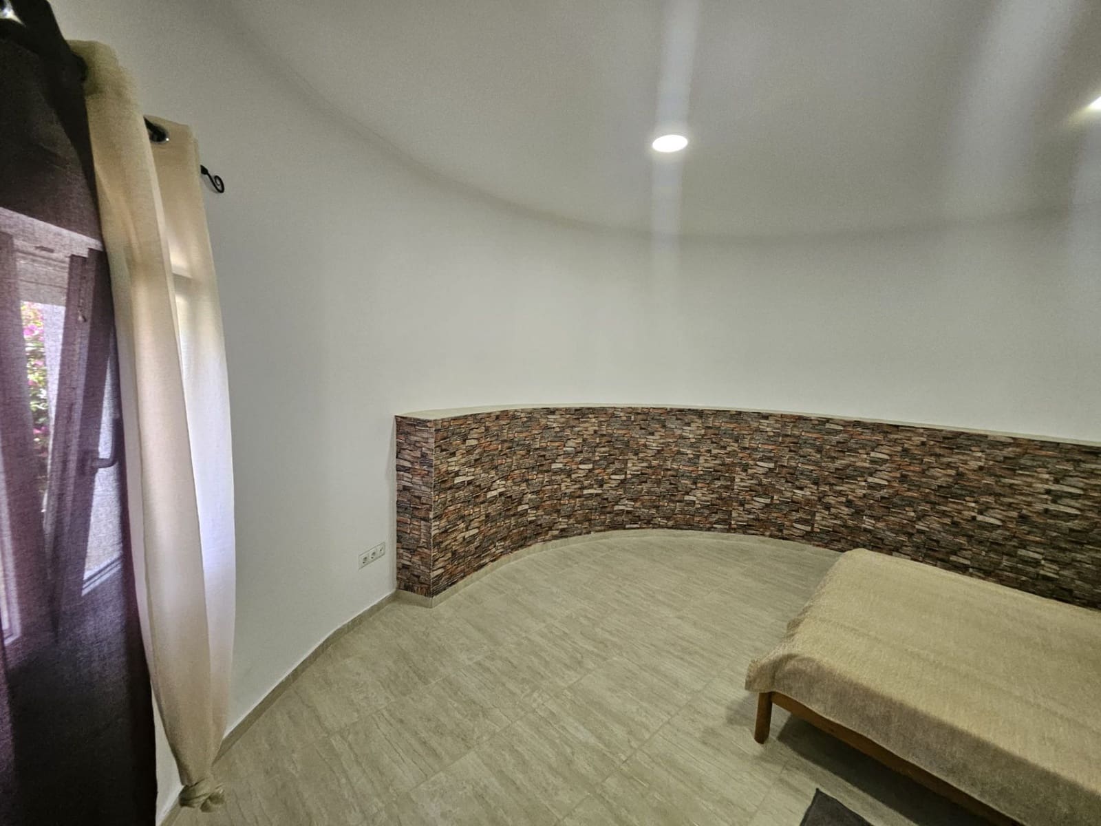 3 makuuhuone Huvila myytävänä paikassa Calpe / Calp mukana uima-altaan - 460 000 € (Ref: 9136903)