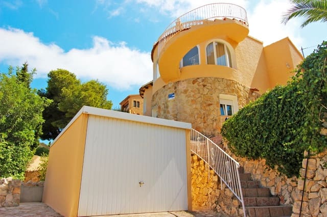 3 Zimmer Villa zu verkaufen in Maryvilla, Calpe / Calp mit Pool - 460.000 € (Ref: 9136903)