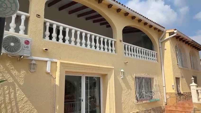 4 sovrum Villa till salu i Calpe / Calp med pool garage - 890 000 € (Ref: 9145236)