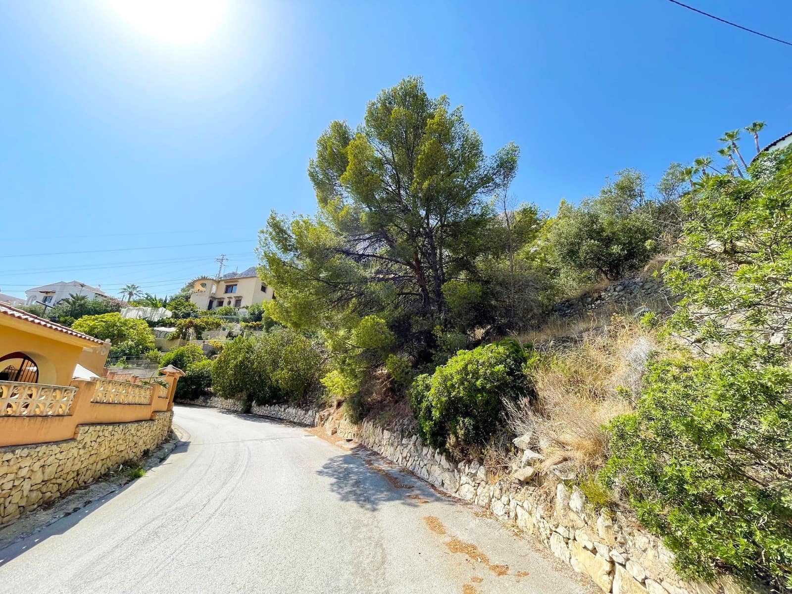 Grunde uden byggetilladelser til salg i Calpe / Calp - € 215.000 (Ref: 9183280)