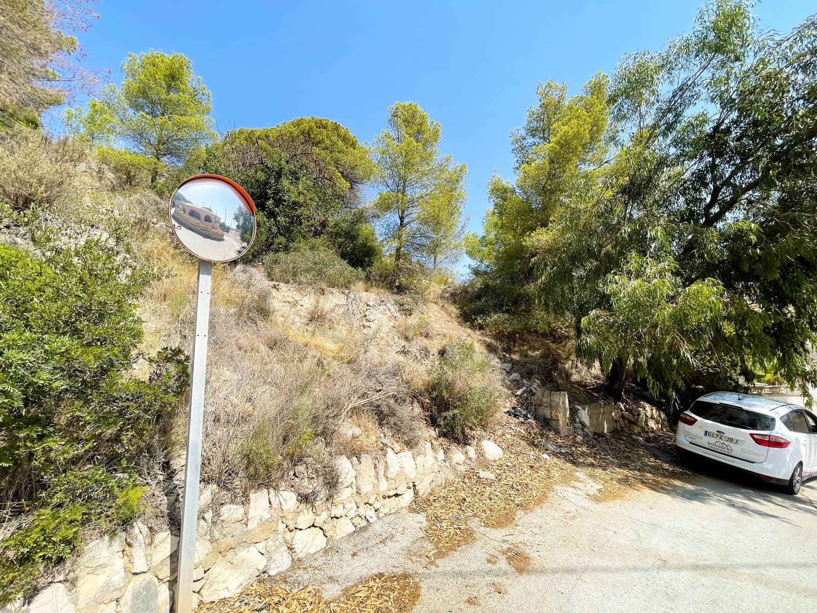 Grunde uden byggetilladelser til salg i Calpe / Calp - € 215.000 (Ref: 9183280)