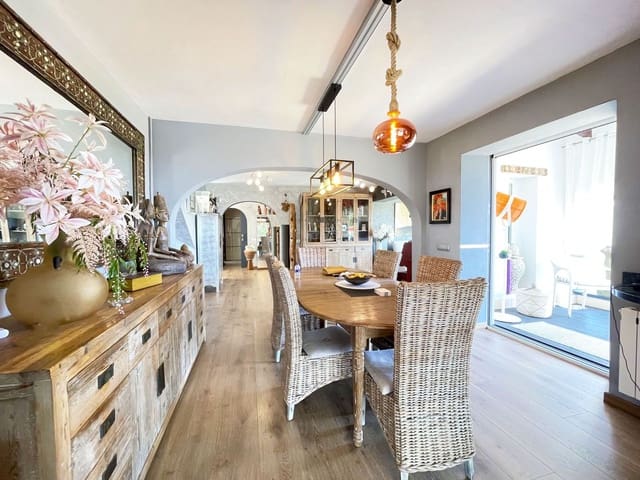 Chalet de 3 habitaciones en Calpe / Calp en venta con piscina garaje - 1.200.000 € (Ref: 9183284)