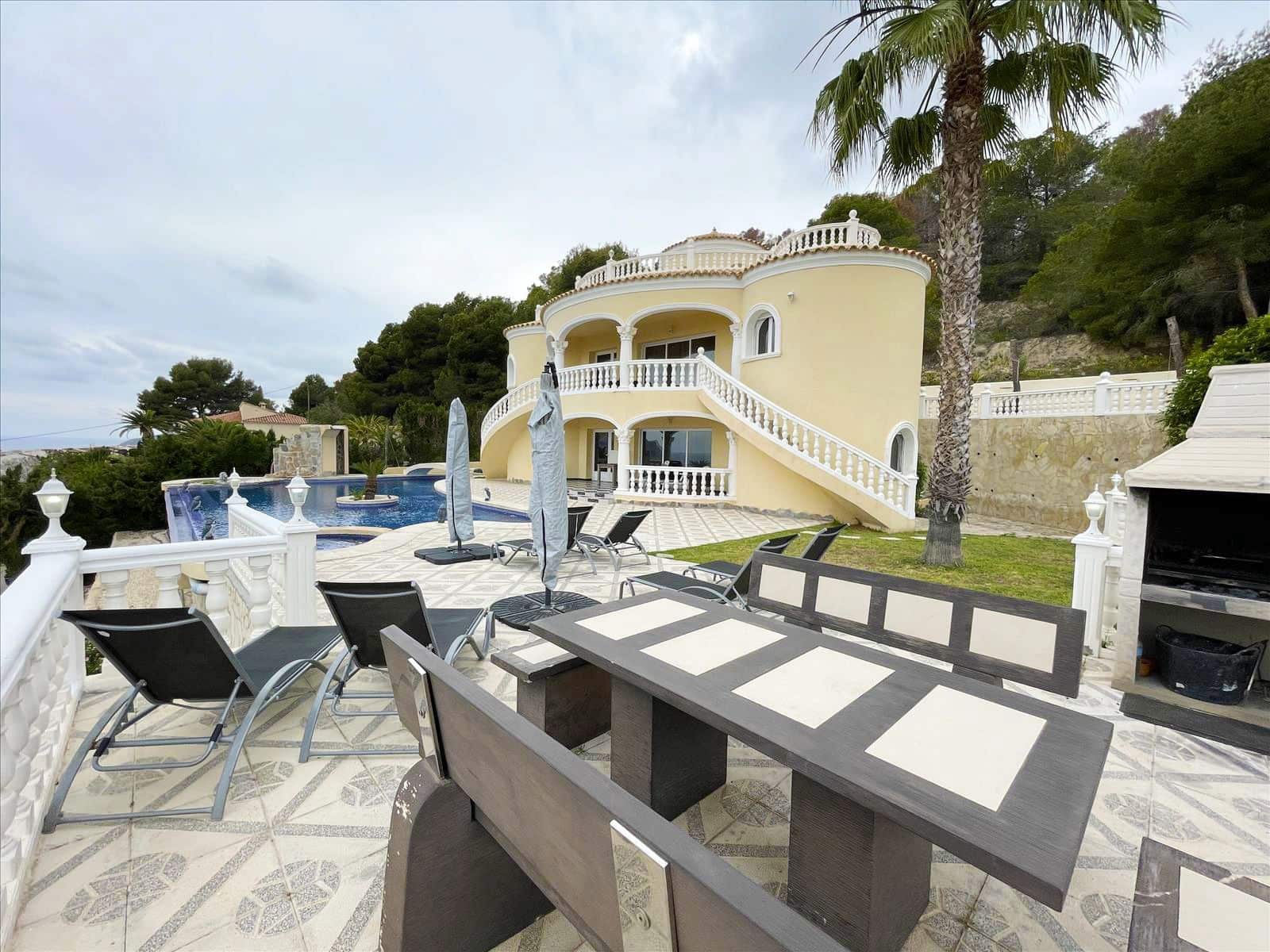 4 chambre Villa/Maison à vendre à Calpe / Calp avec piscine garage - 1 250 000 € (Ref: 9189019)