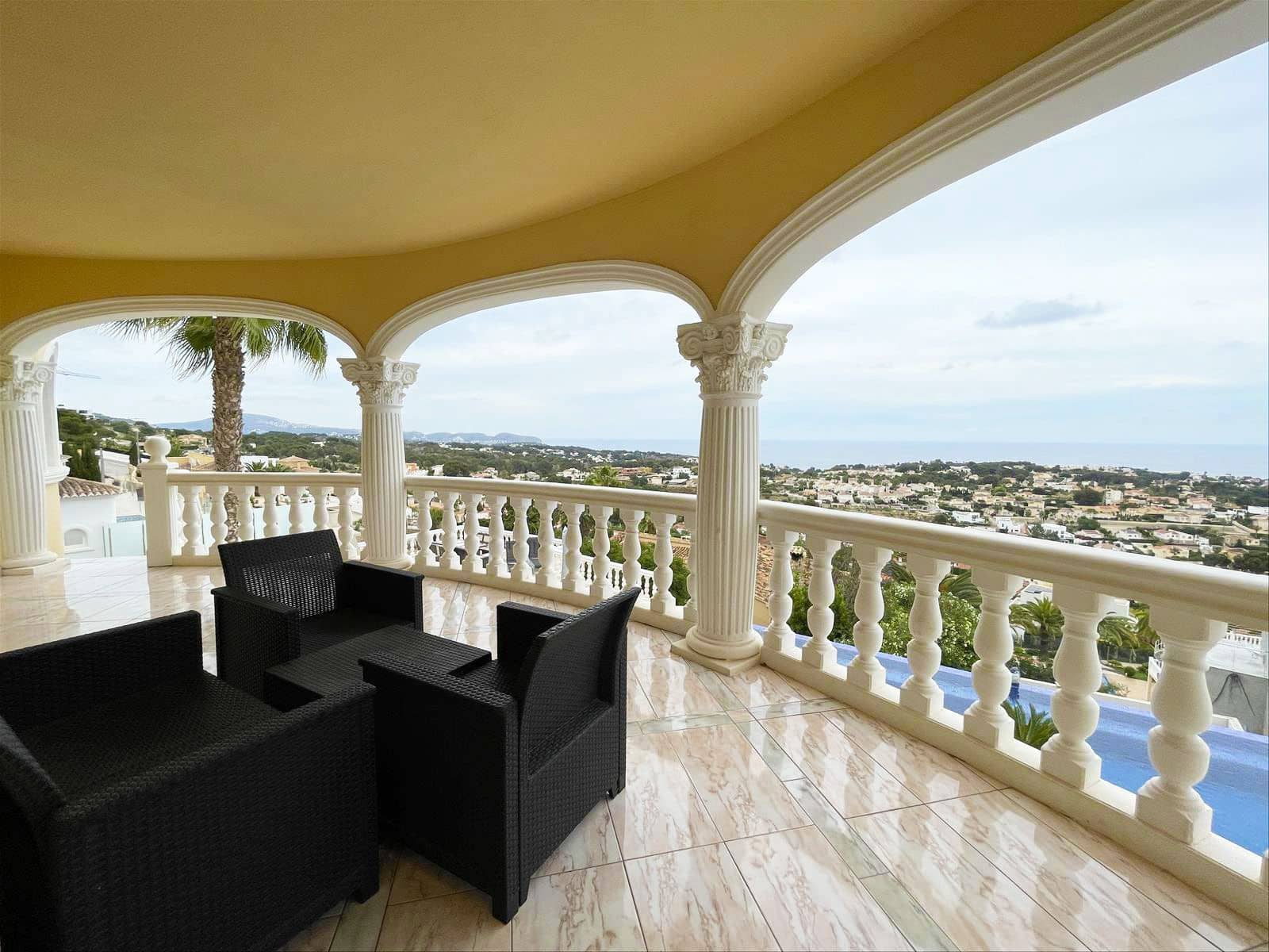 4 chambre Villa/Maison à vendre à Calpe / Calp avec piscine garage - 1 250 000 € (Ref: 9189019)