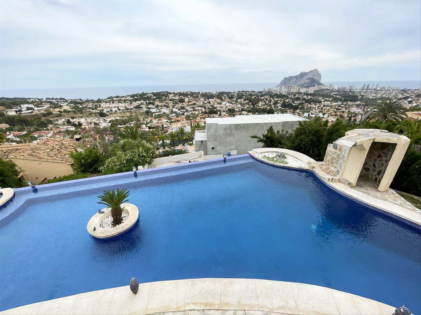 4 chambre Villa/Maison à vendre à Calpe / Calp avec piscine garage - 1 250 000 € (Ref: 9189019)