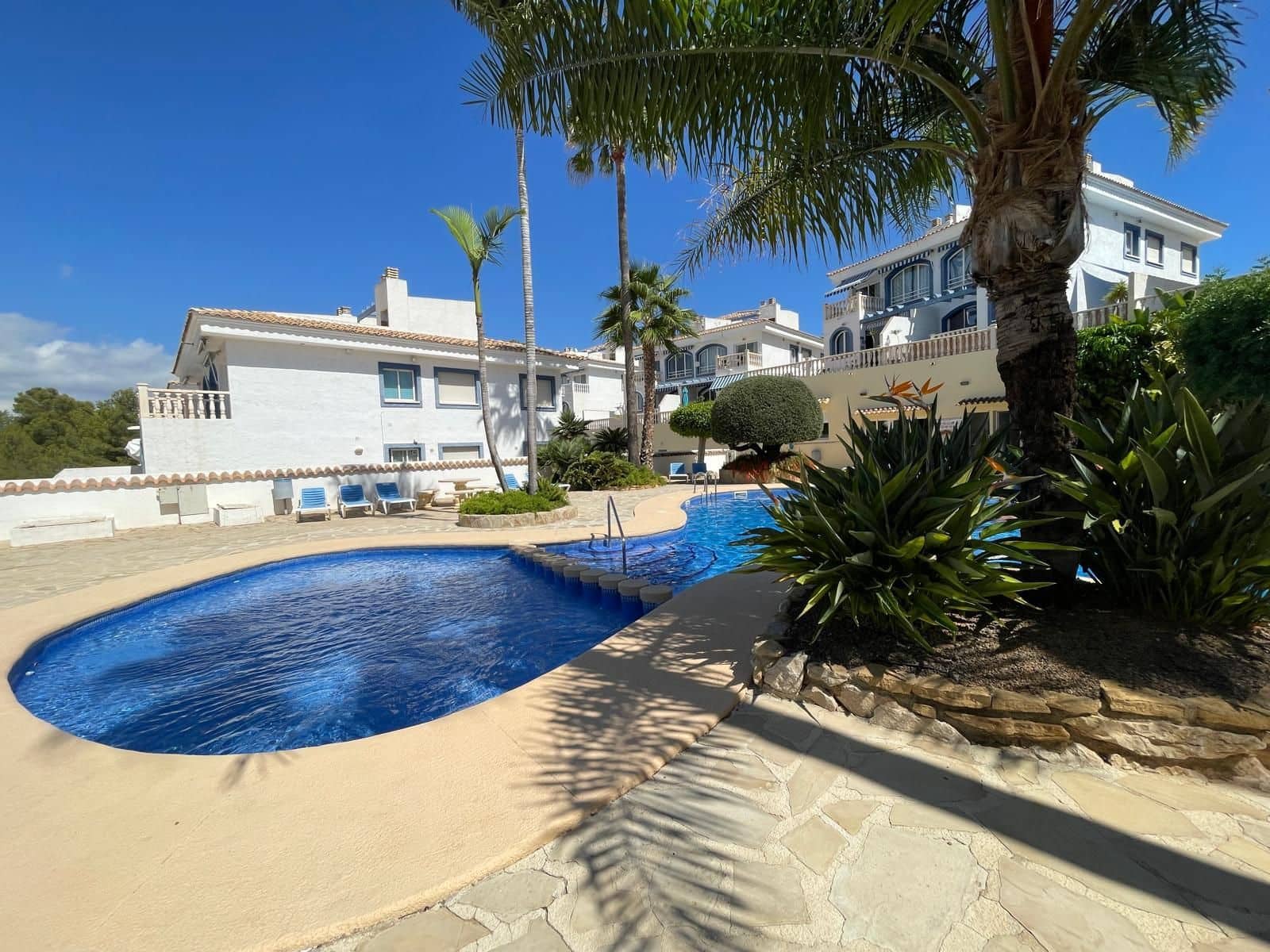 2 makuuhuone Paritalo myytävänä paikassa Calpe / Calp mukana uima-altaan 
autotalli - 266 200 € (Ref: 9228242)