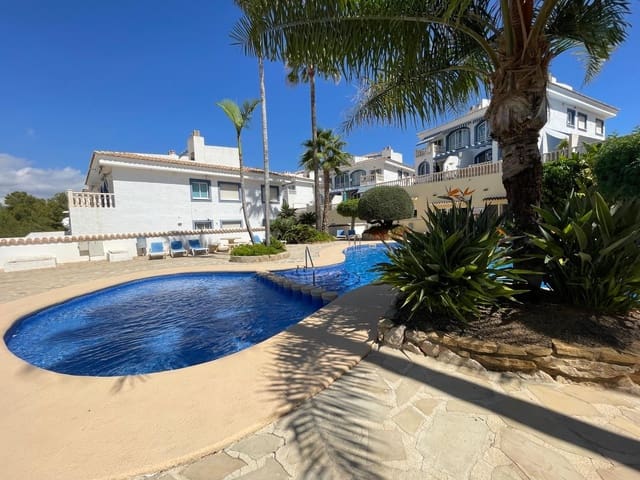 2 Zimmer Doppelhaus zu verkaufen in Calpe / Calp mit Pool Garage - 266.200 € (Ref: 9228242)