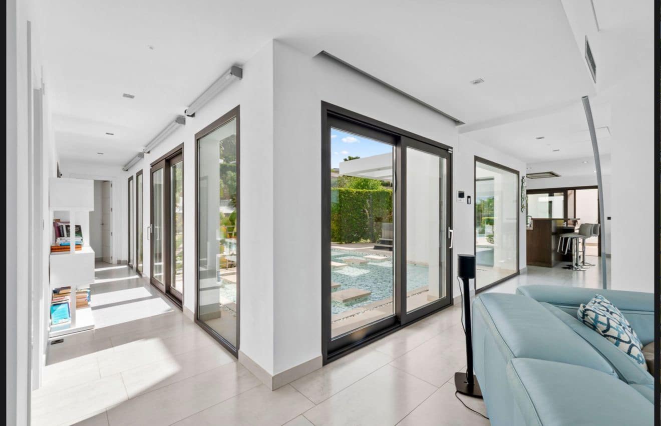 5 bedroom Villa for sale in Javea / Xabia with pool garage - € 2,499,000 (Ref: 9230310)