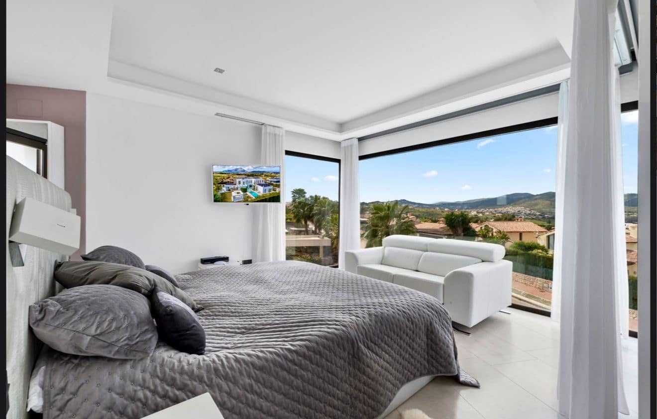 5 bedroom Villa for sale in Javea / Xabia with pool garage - € 2,499,000 (Ref: 9230310)