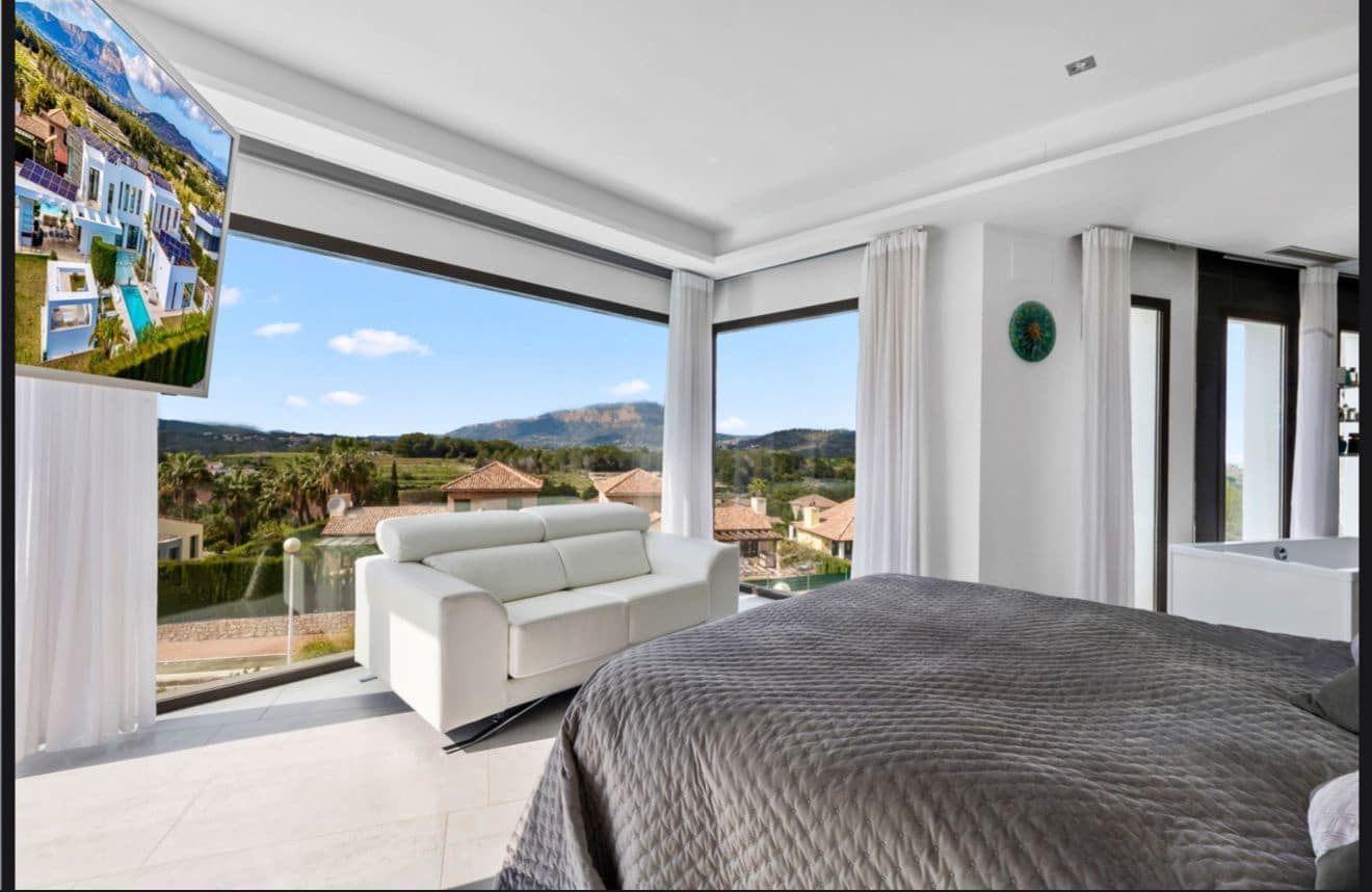 5 bedroom Villa for sale in Javea / Xabia with pool garage - € 2,499,000 (Ref: 9230310)