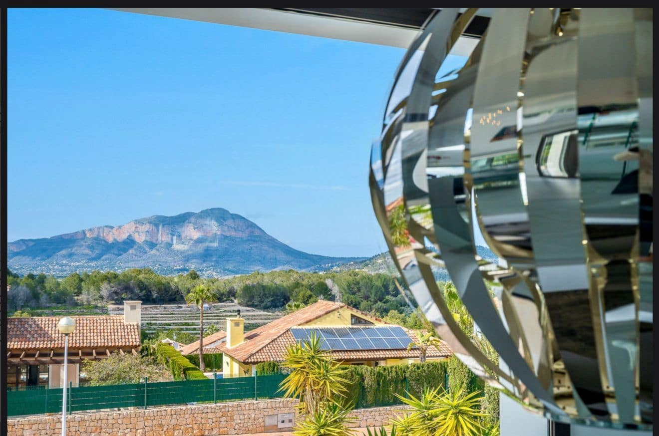 5 bedroom Villa for sale in Javea / Xabia with pool garage - € 2,499,000 (Ref: 9230310)