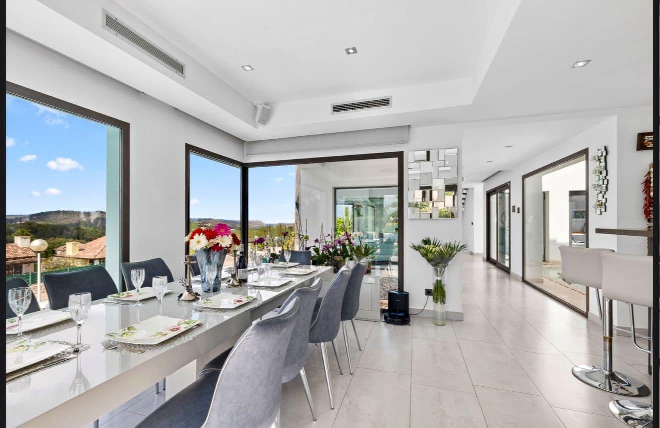 5 bedroom Villa for sale in Javea / Xabia with pool garage - € 2,499,000 (Ref: 9230310)