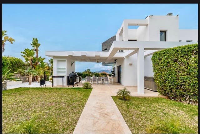 5 chambre Villa/Maison à vendre à Javea / Xàbia avec piscine garage - 2 499 000 € (Ref: 9230310)