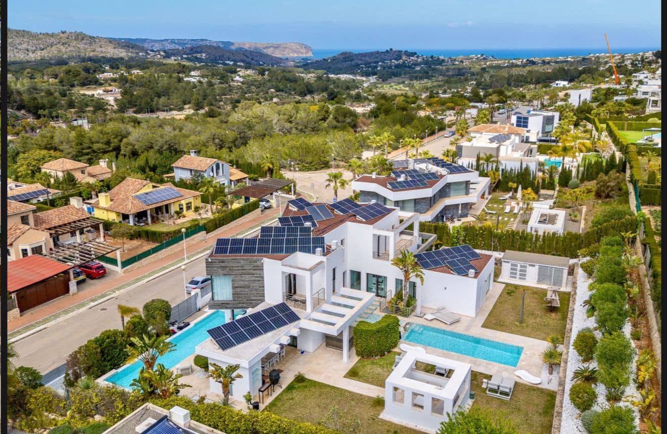 5 bedroom Villa for sale in Javea / Xabia with pool garage - € 2,499,000 (Ref: 9230310)