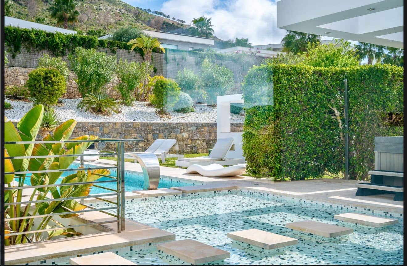 5 bedroom Villa for sale in Javea / Xabia with pool garage - € 2,499,000 (Ref: 9230310)