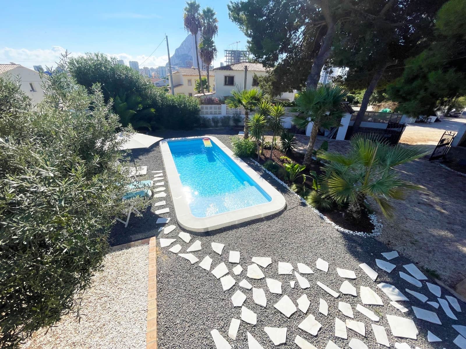 5 chambre Villa/Maison à vendre à Calpe / Calp avec piscine garage - 749 000 € (Ref: 9294186)