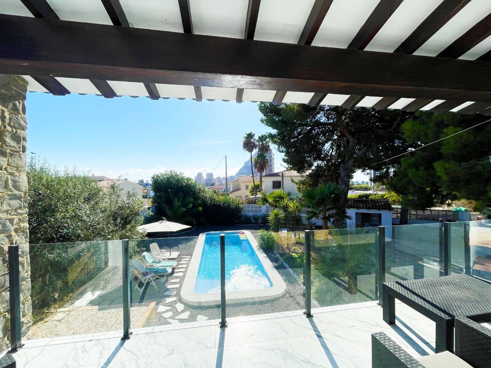 5 chambre Villa/Maison à vendre à Calpe / Calp avec piscine garage - 749 000 € (Ref: 9294186)