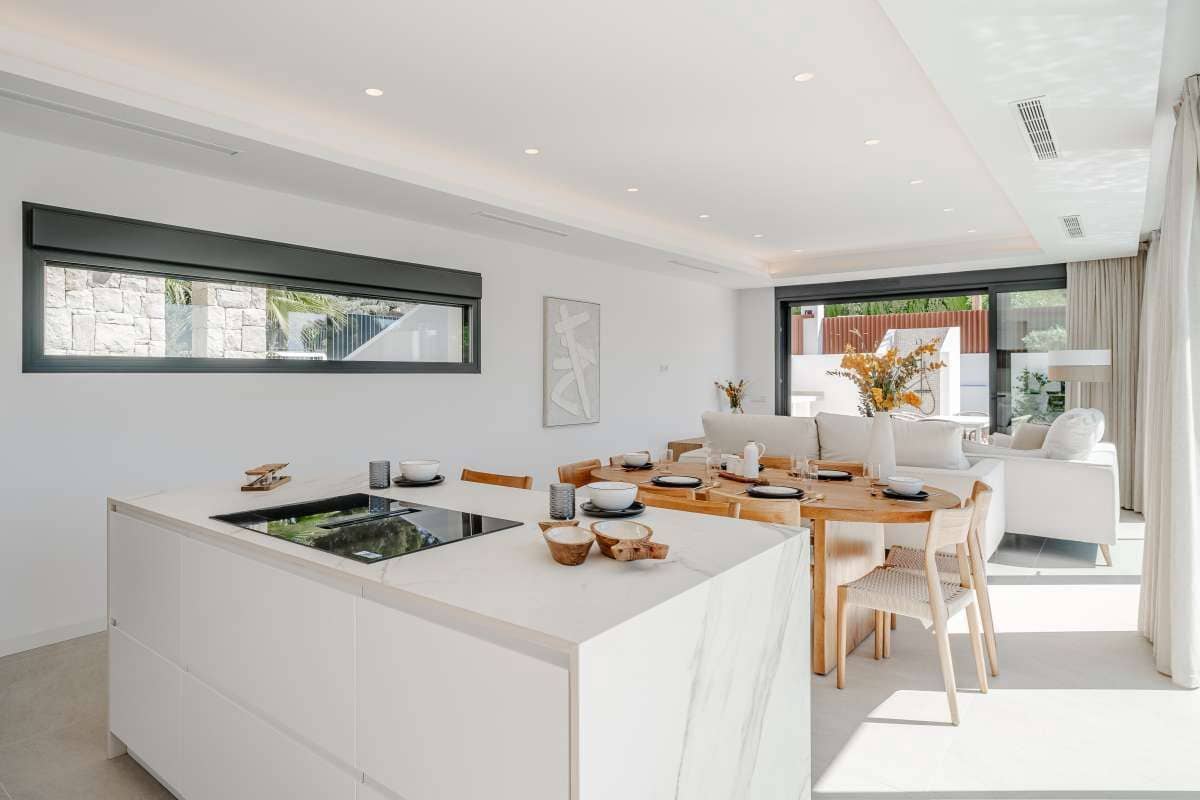 Chalet de 4 habitaciones en Calpe / Calp en venta con piscina garaje - 1.599.000 € (Ref: 9321479)