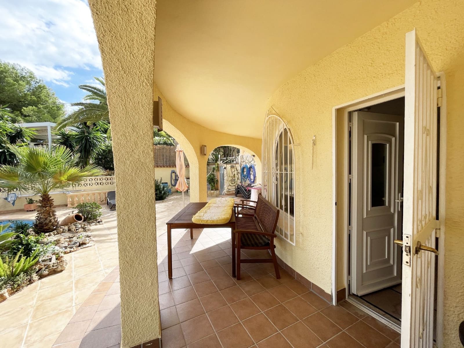 5 chambre Villa/Maison à vendre à Calpe / Calp avec piscine garage - 900 000 € (Ref: 9343181)