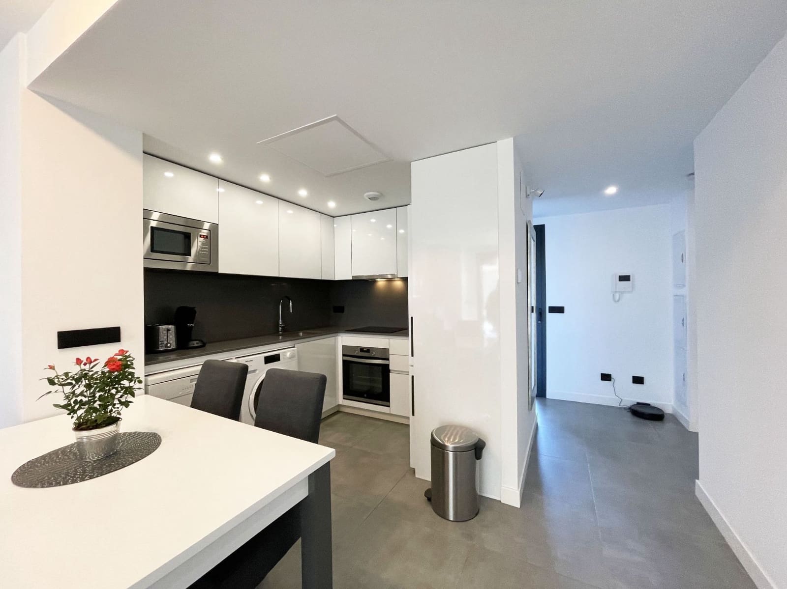 2 bedroom Apartment for sale in Calpe / Calp with pool garage - € 425,000 (Ref: 9353183)