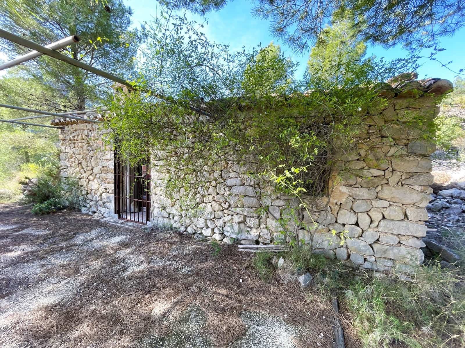 1 slaapkamer Villa te koop in Benissa met garage - € 199.000 (Ref: 9366965)