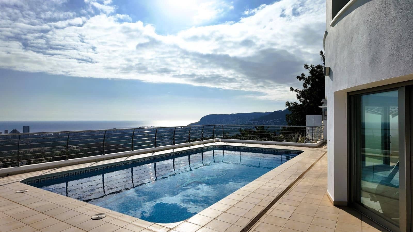 8 quarto Moradia para venda em Calpe / Calp com piscina garagem - 1 450 000 € (Ref: 9387490)