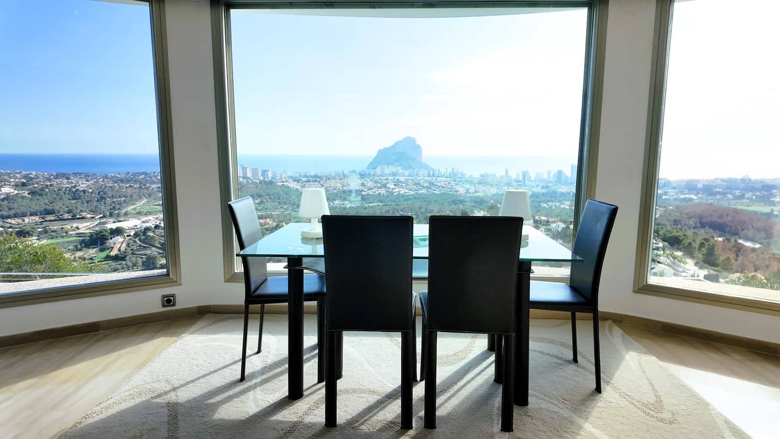 8 quarto Moradia para venda em Calpe / Calp com piscina garagem - 1 450 000 € (Ref: 9387490)