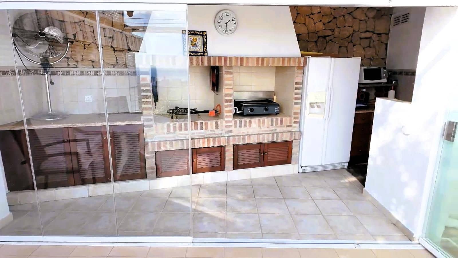 8 quarto Moradia para venda em Calpe / Calp com piscina garagem - 1 450 000 € (Ref: 9387490)