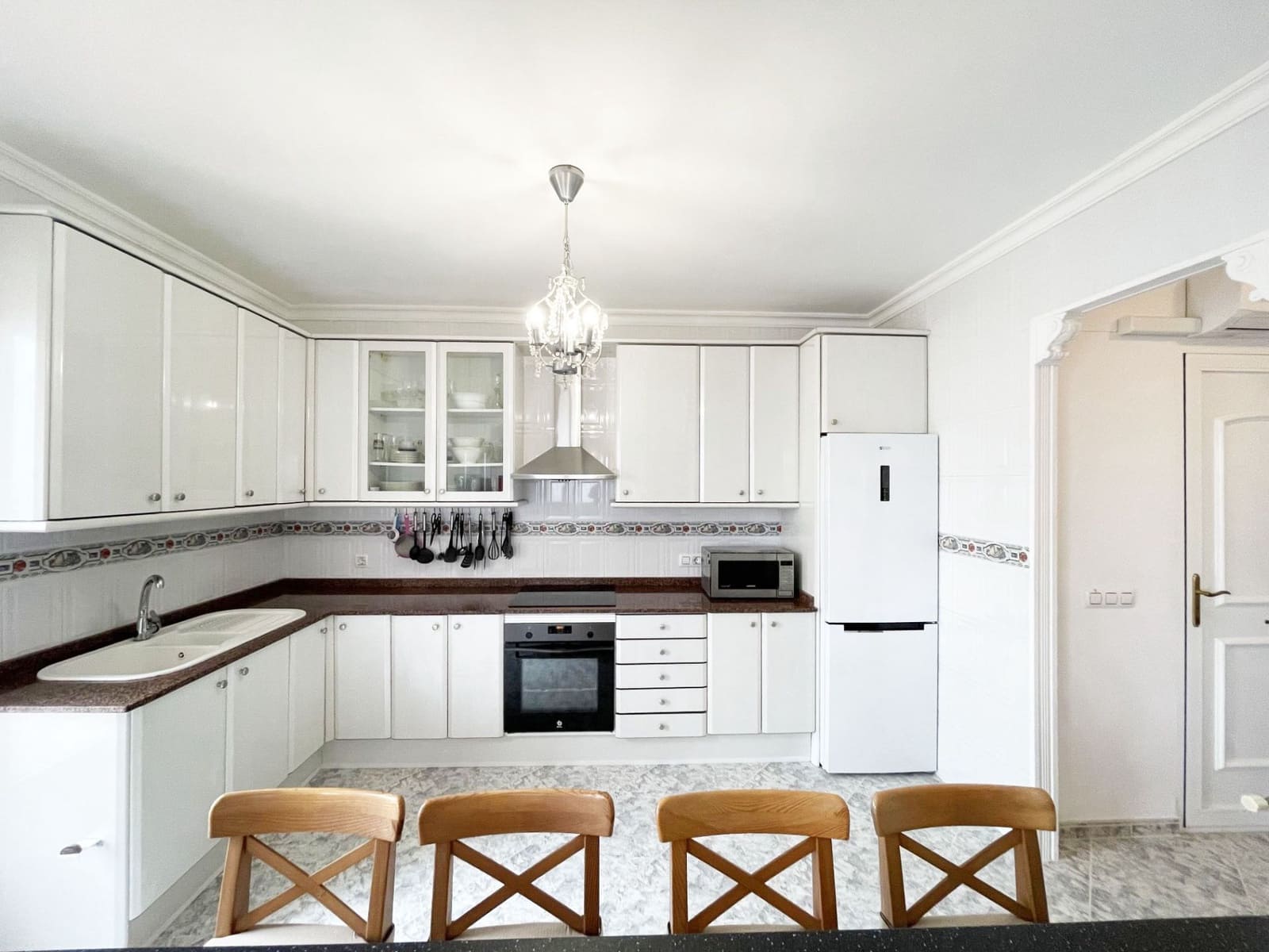 4 sypialnia Willa na sprzedaż w Calpe / Calp z basenem garażem - 716 000 € (Ref: 9390169)