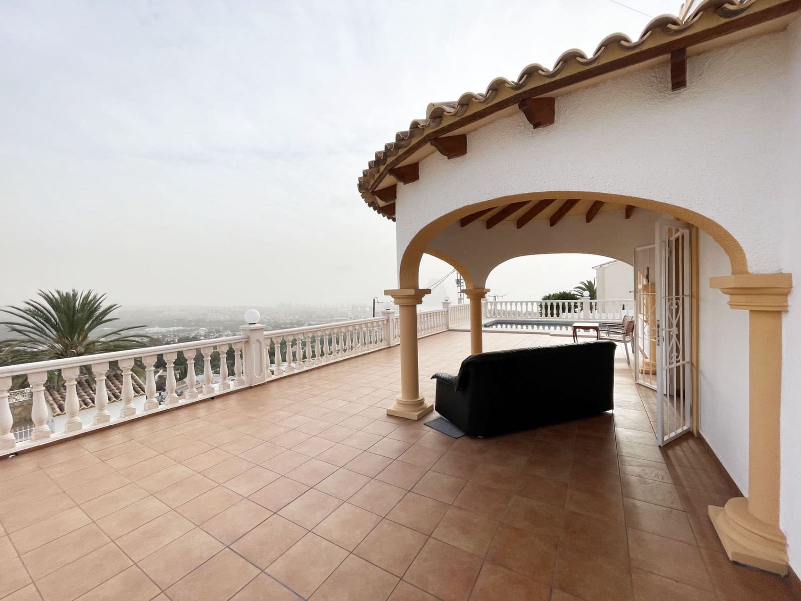 4 sypialnia Willa na sprzedaż w Calpe / Calp z basenem garażem - 716 000 € (Ref: 9390169)