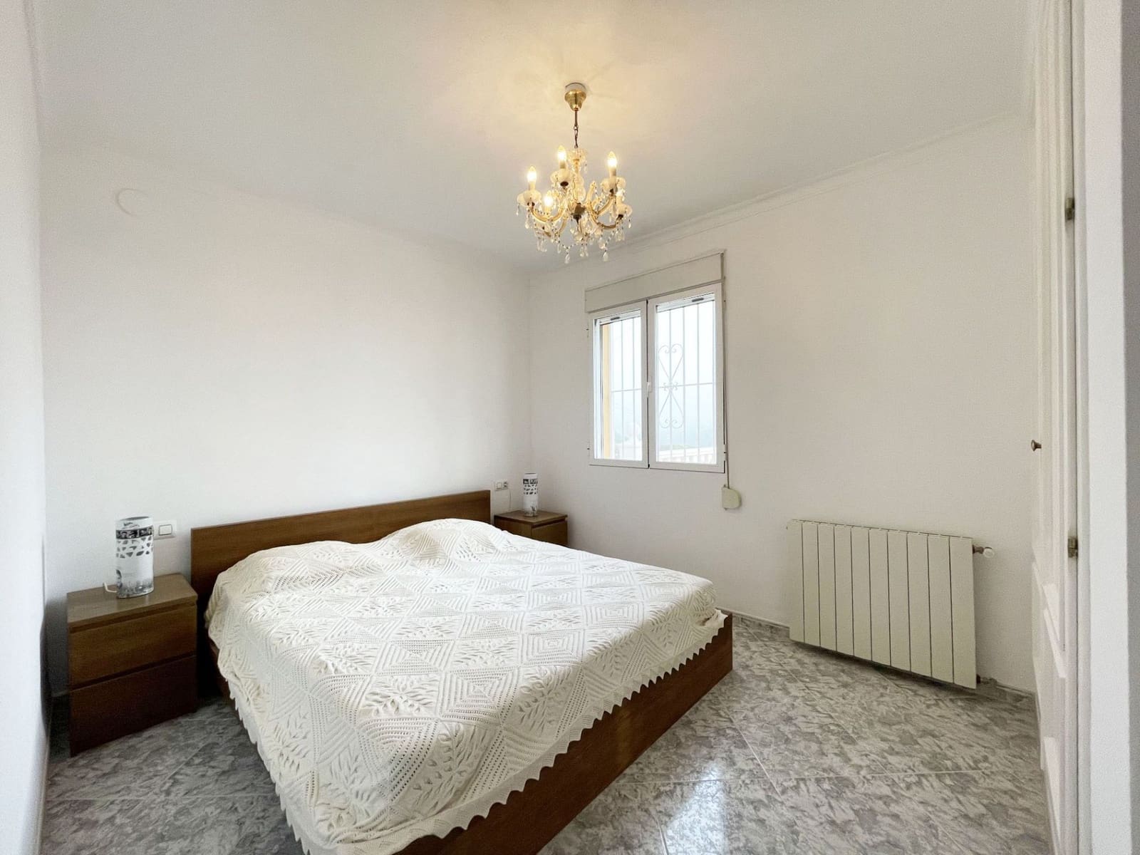 4 sypialnia Willa na sprzedaż w Calpe / Calp z basenem garażem - 716 000 € (Ref: 9390169)