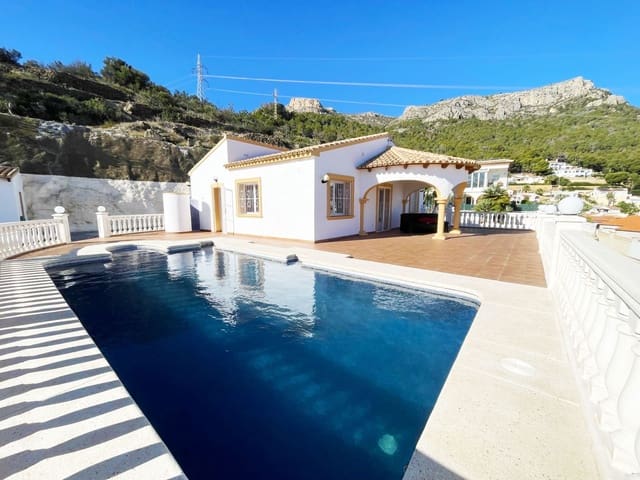 4 Zimmer Villa zu verkaufen in Oltamar - Cucarres, Calpe / Calp mit Pool Garage - 716.000 € (Ref: 9390169)