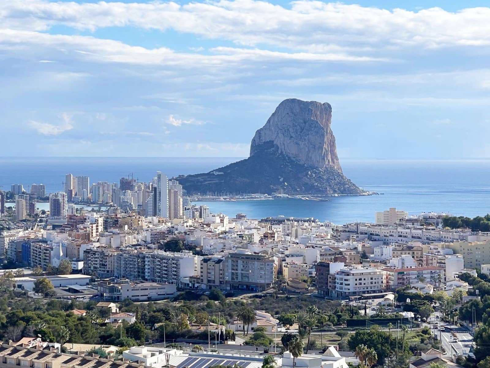 4 sypialnia Willa na sprzedaż w Calpe / Calp z basenem garażem - 716 000 € (Ref: 9390169)