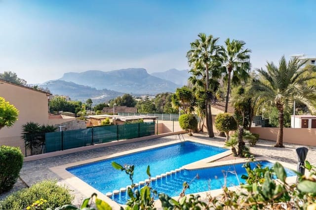 3 camera da letto Bungalow in vendita in Calpe / Calp con piscina garage - 330.000 € (Rif: 9461128)