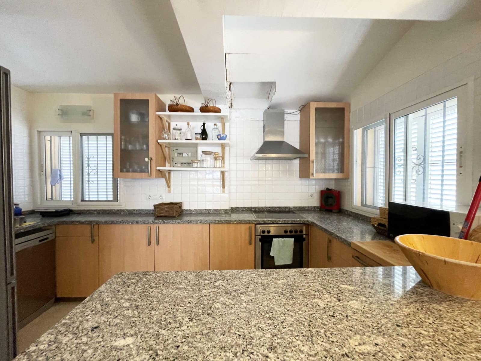 4 soveværelse Villa til salg i Benissa med swimmingpool garage - € 595.000 (Ref: 9512087)