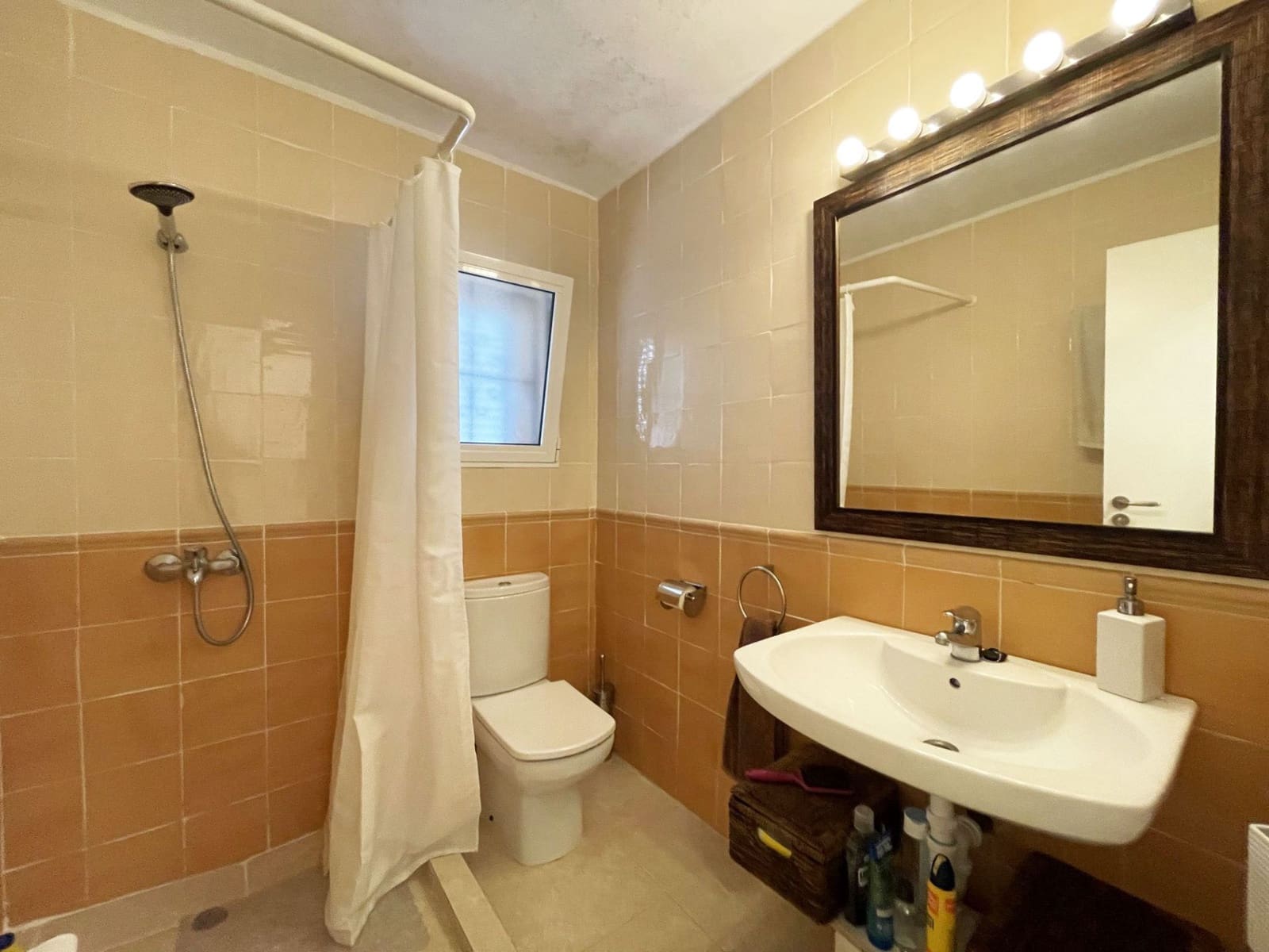 4 soveværelse Villa til salg i Benissa med swimmingpool garage - € 595.000 (Ref: 9512087)