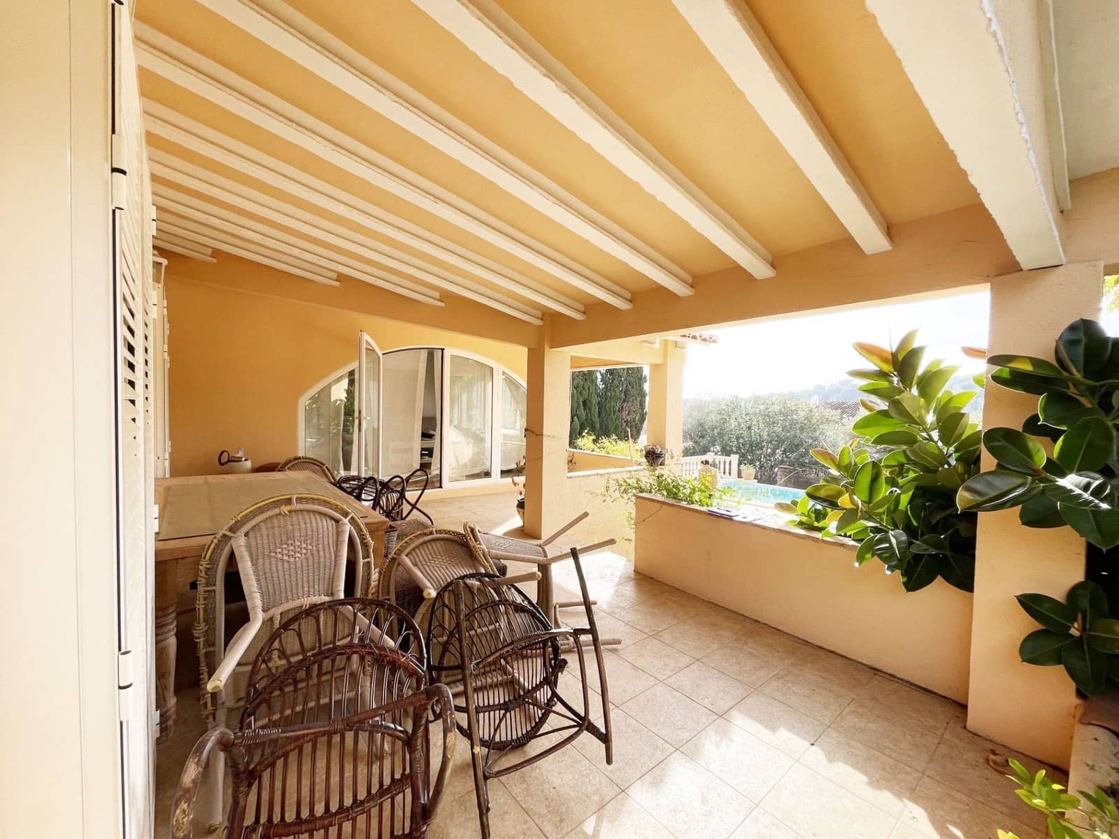 4 soveværelse Villa til salg i Benissa med swimmingpool garage - € 595.000 (Ref: 9512087)