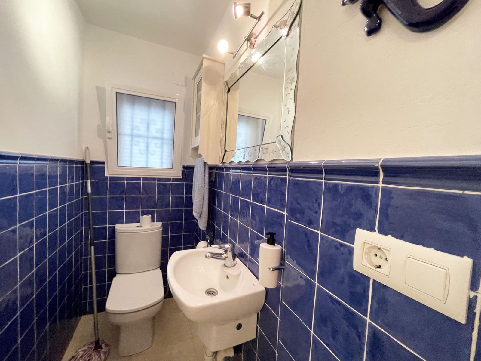 4 soveværelse Villa til salg i Benissa med swimmingpool garage - € 595.000 (Ref: 9512087)