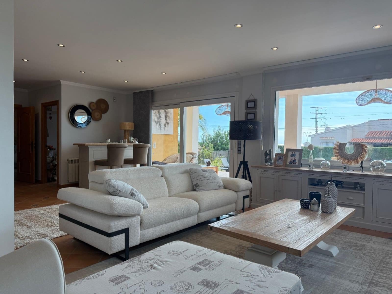 4 bedroom Villa for sale in Calpe / Calp with garage - € 899,000 (Ref: 9521224)