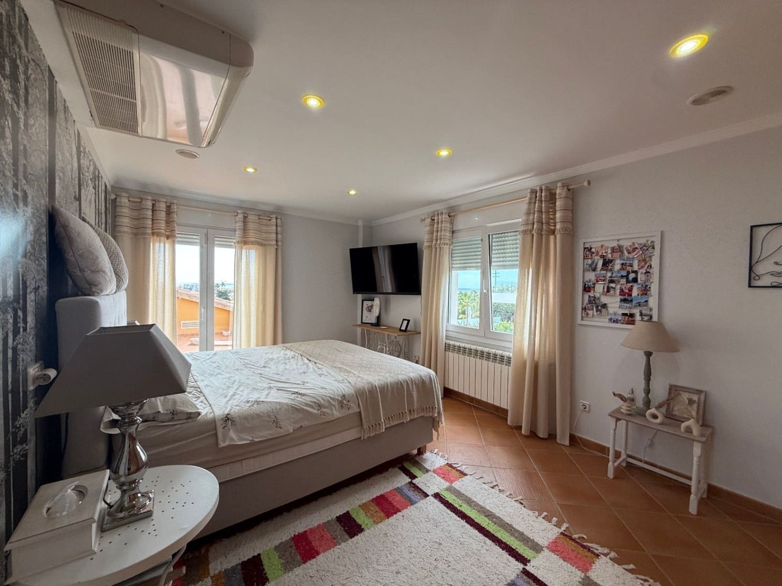 4 bedroom Villa for sale in Calpe / Calp with garage - € 899,000 (Ref: 9521224)