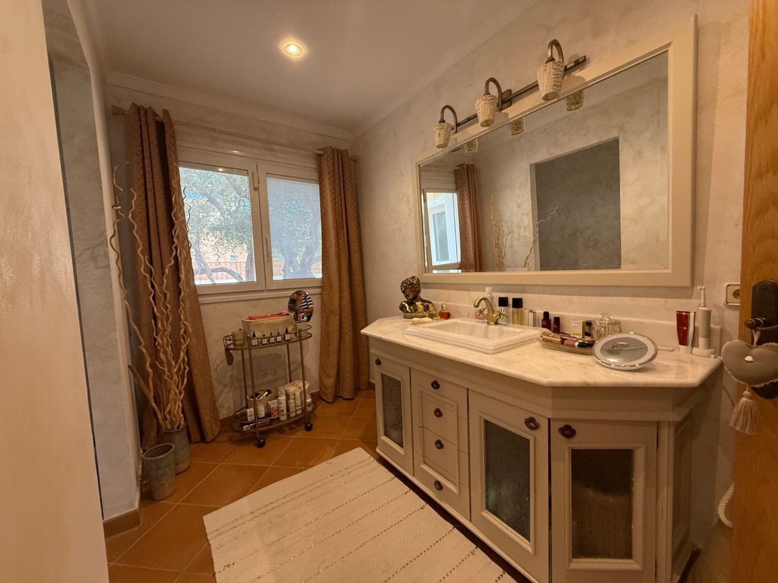 4 bedroom Villa for sale in Calpe / Calp with garage - € 899,000 (Ref: 9521224)