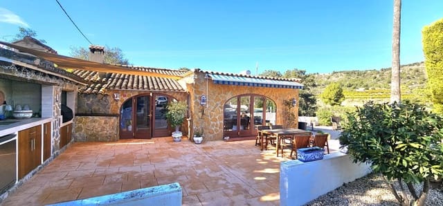 3 slaapkamer Villa te koop in Benissa met zwembad garage - € 630.000 (Ref: 9554570)