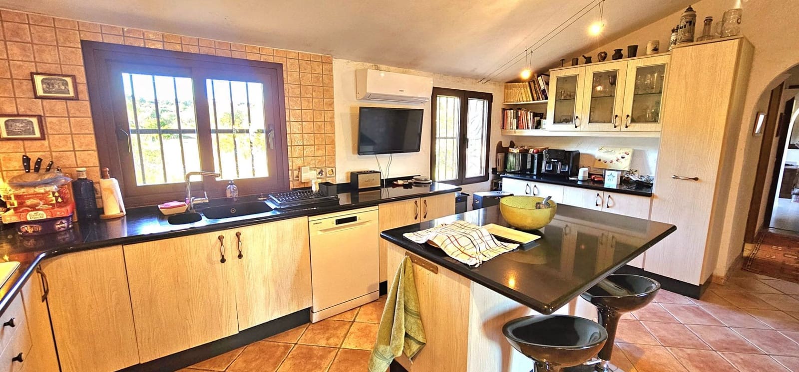 Chalet de 3 habitaciones en Benissa en venta con piscina garaje - 630.000 € (Ref: 9554570)