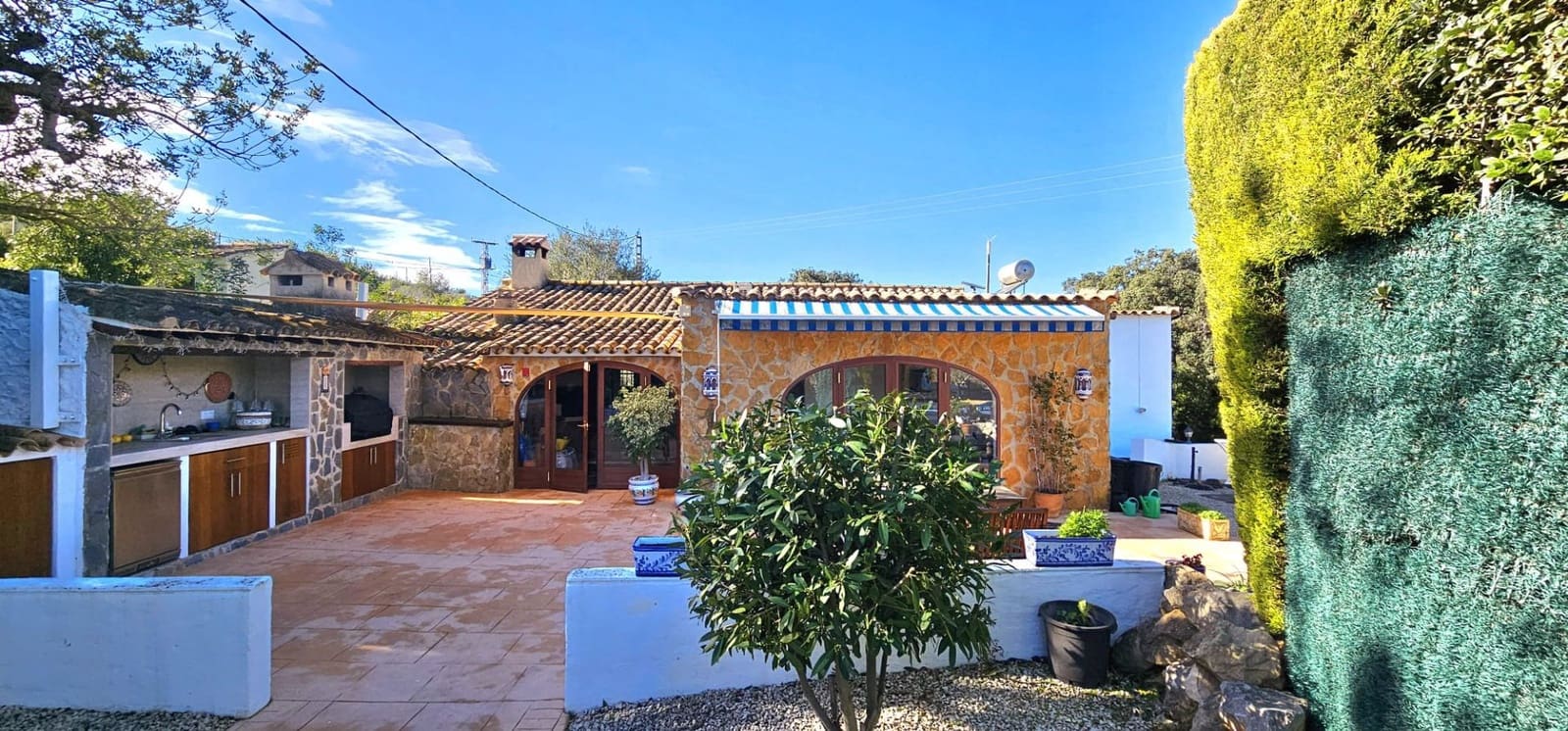 Chalet de 3 habitaciones en Benissa en venta con piscina garaje - 630.000 € (Ref: 9554570)