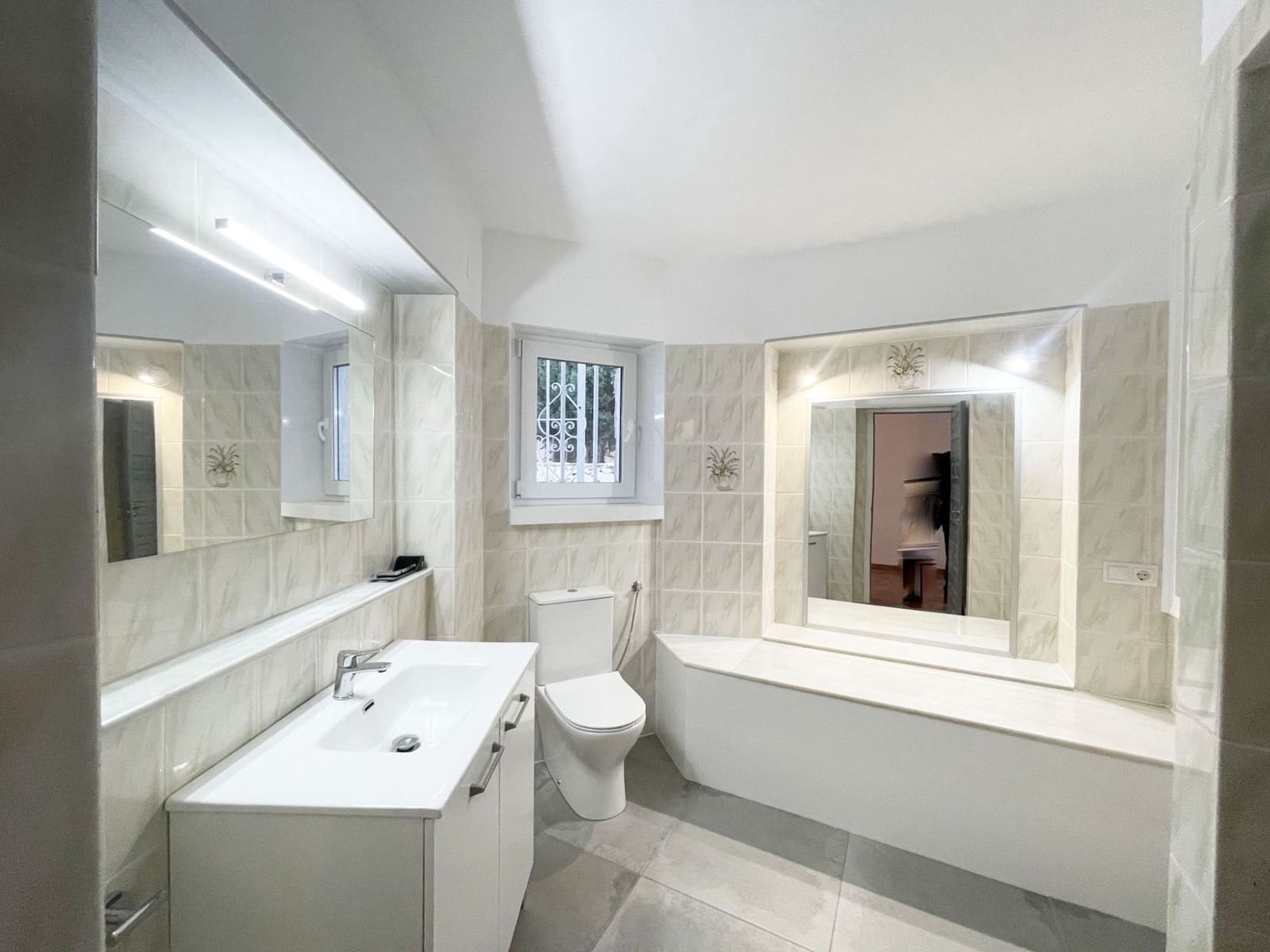 4 camera da letto Villa in vendita in Calpe / Calp con piscina garage - 590.000 € (Rif: 9554571)