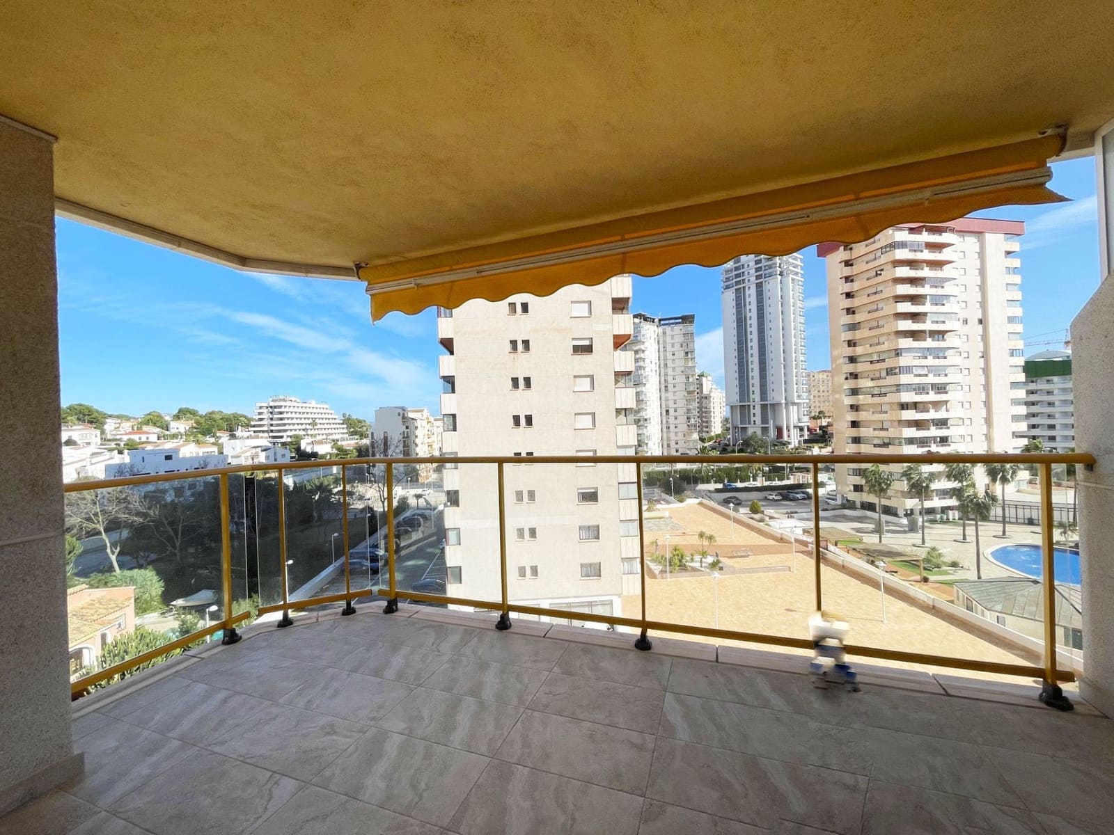 2 soveværelse Lejlighed til salg i Calpe / Calp med swimmingpool - € 360.000 (Ref: 9570670)